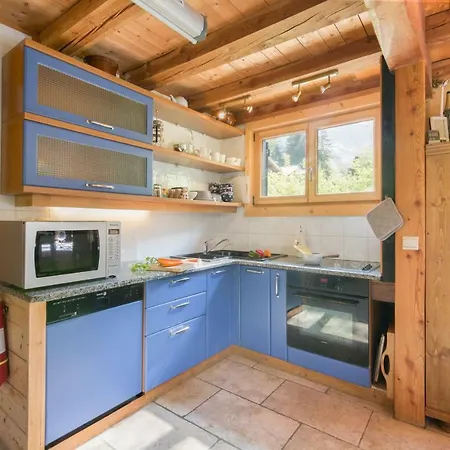 Chalet Sainte-foy-l'argentiere Chalet Sleeps 6 Chamonix