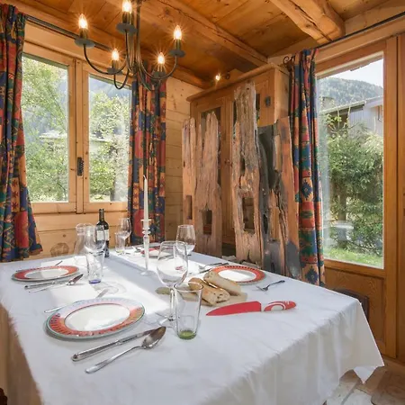 Sainte-foy-l'argentiere Chalet Sleeps 6